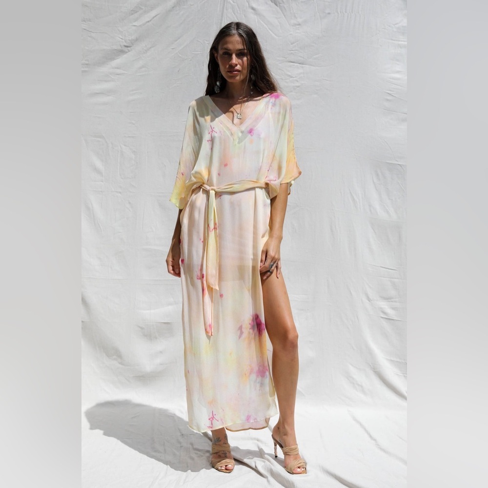 Free People Jen’s Pirate Booth Daze Kaftan NWT Size M/L Color Ice Dye Sorbet